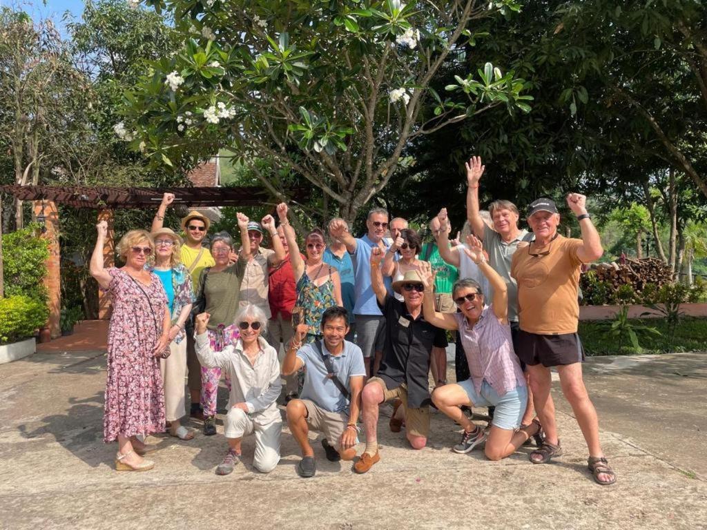 Nam Ou Riverside Resort Ban Vangle Bagian luar foto