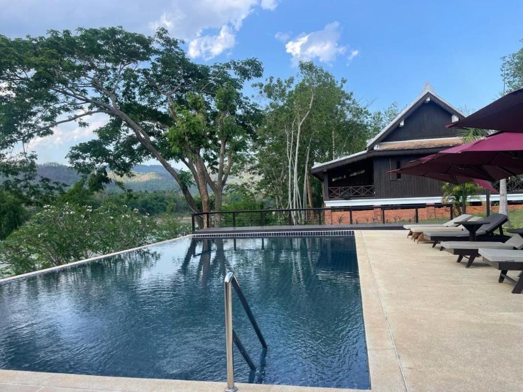 Nam Ou Riverside Resort Ban Vangle Bagian luar foto