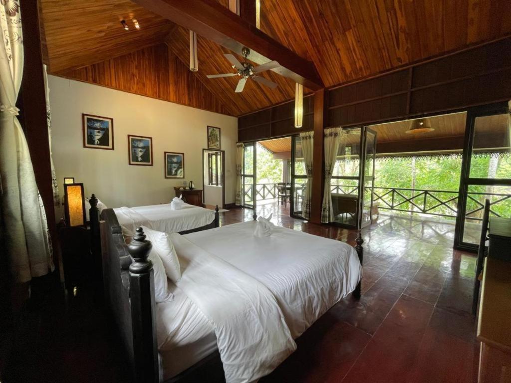 Nam Ou Riverside Resort Ban Vangle Bagian luar foto